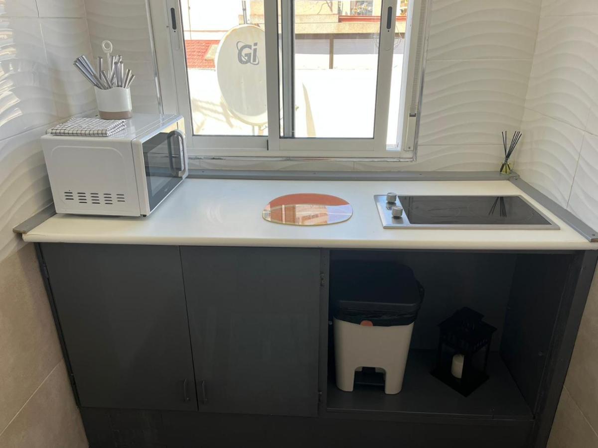 Habitacion Con Terraza En Alicante Eksteriør bilde
