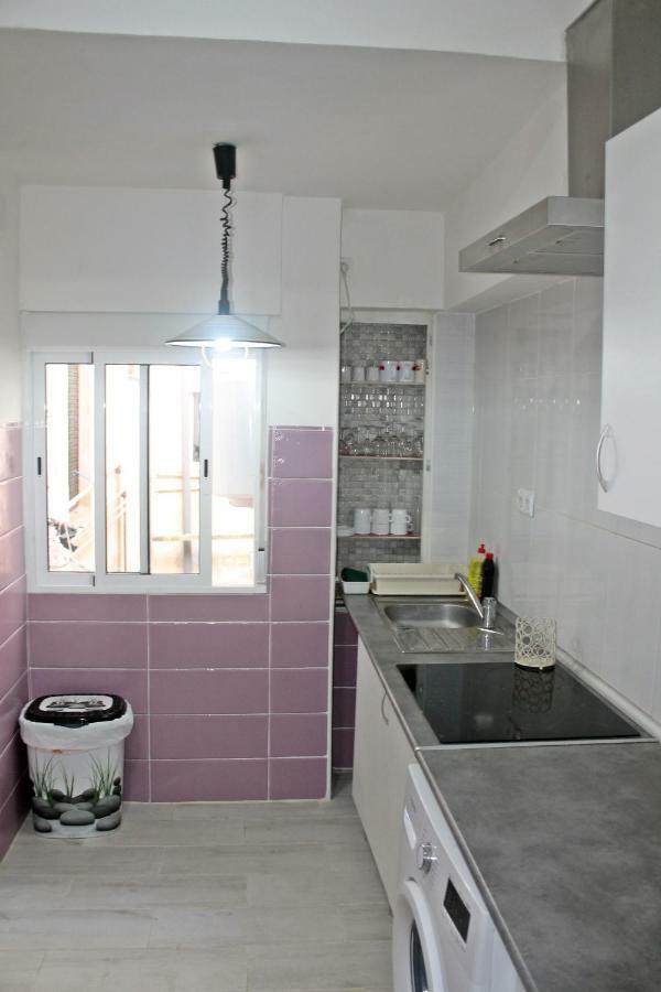 Habitacion Con Terraza En Alicante Eksteriør bilde